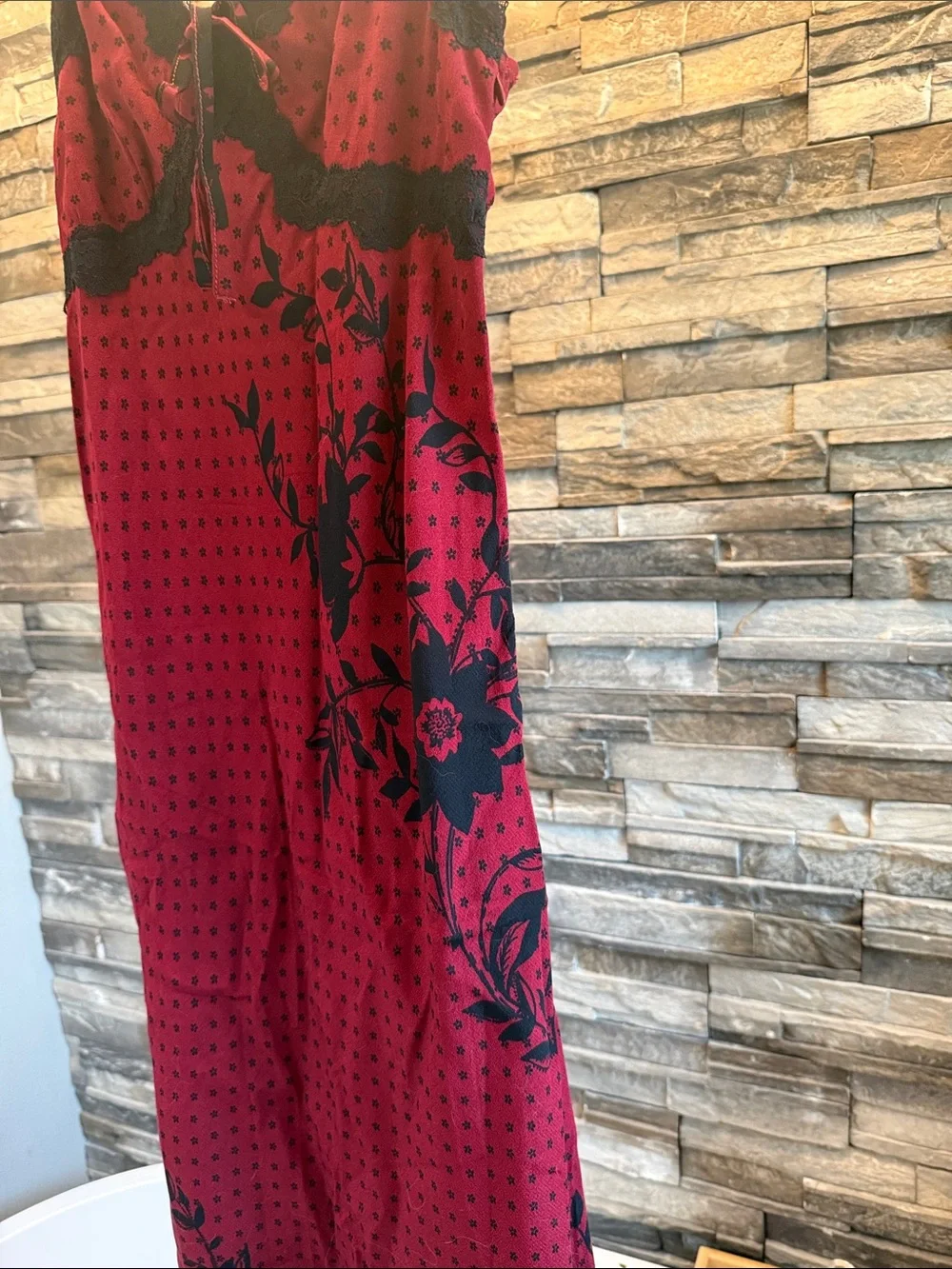 wild fable Red and Black Floral Lace-Trim Slip Dress